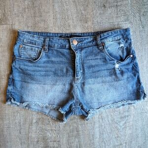 See Thru Soul high rise boyfriend shorts - size 31